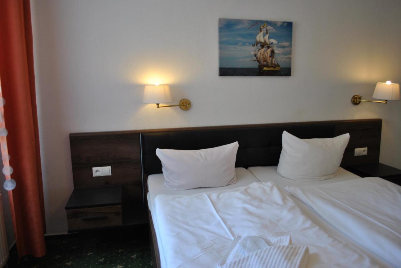 Strand-Hotel Lobbe Dış mekan fotoğraf