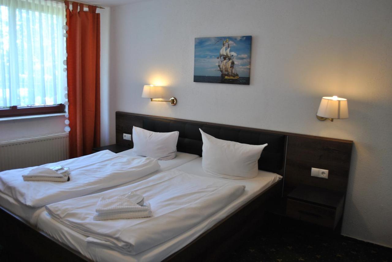 Strand-Hotel Lobbe Dış mekan fotoğraf